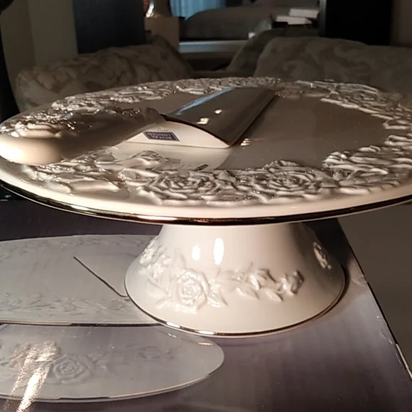 Royal Limited Gold Rose Footed Cake Plate & Server Porcelain - Picture 4 of 10